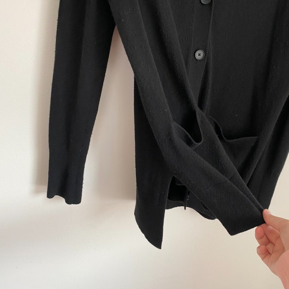 Everlane Cashmere Button Cardigan with Pockets - Picture 6 of 7